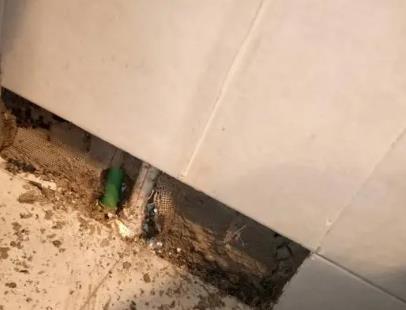 铁锋楼顶漏水维修公司分享下修复水管漏水的几种小方法